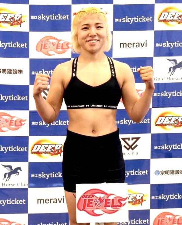 松田亜莉紗 VS万智のストロー級暫定王者決定戦に元RIZINガールの